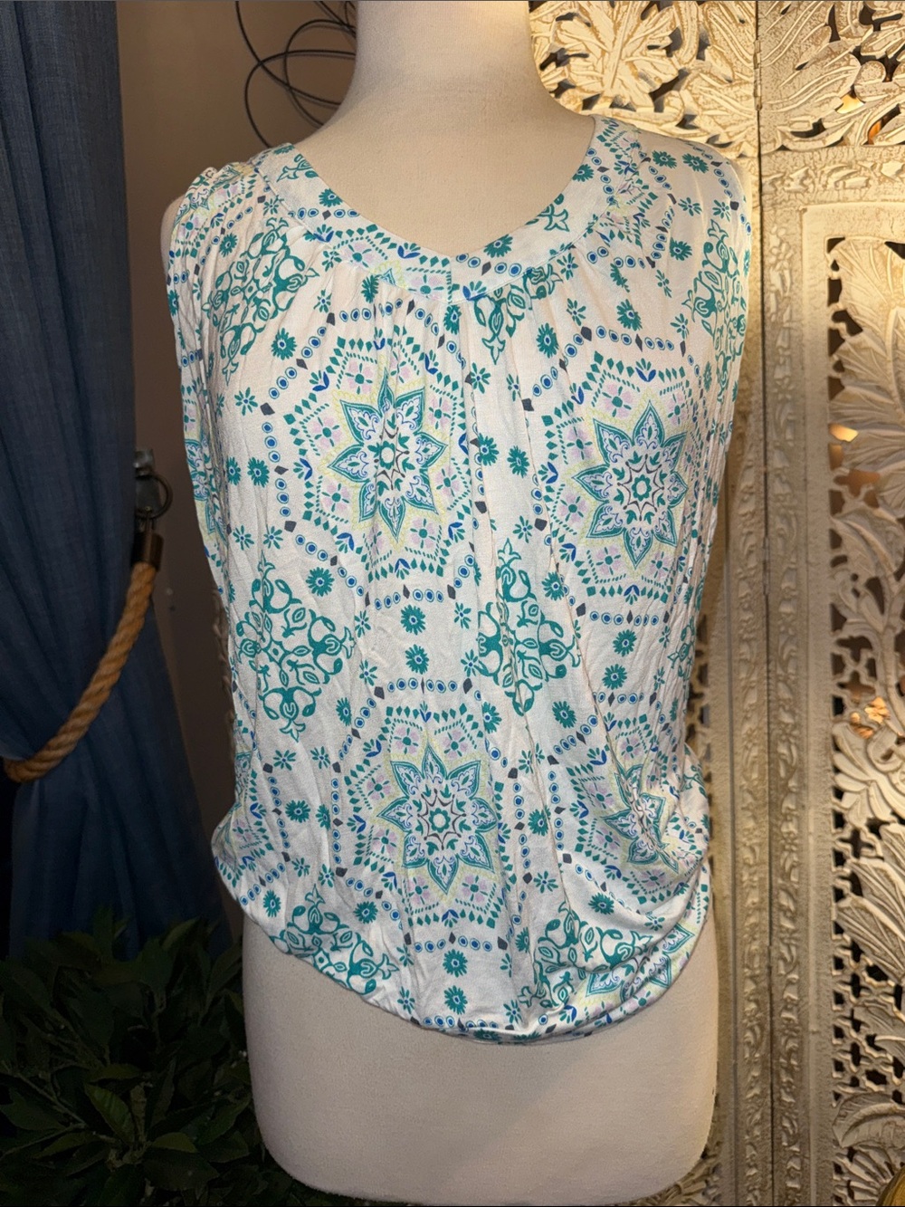 LOFT White Teal & Aqua Printed Sleeveless Tank